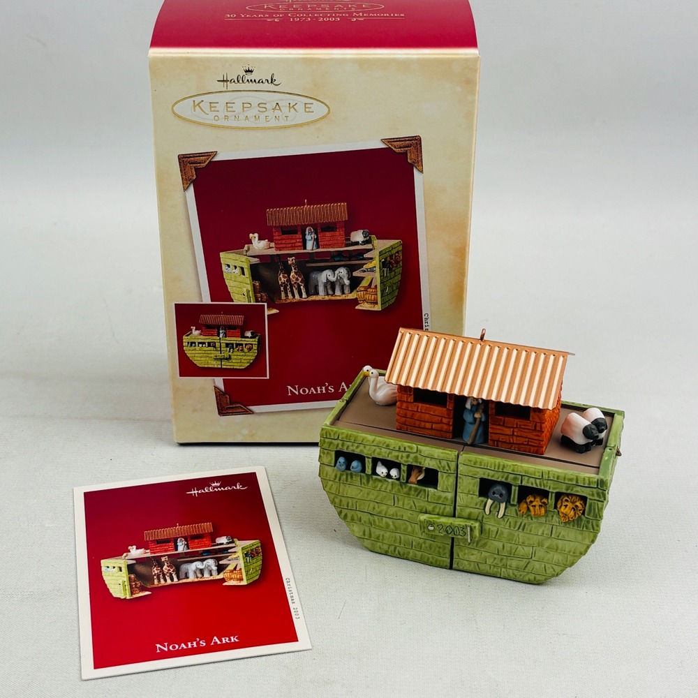 Hallmark Noah's Ark Christmas Keepsake Ornament‎ 2003 Handcrafted & Metal Opens